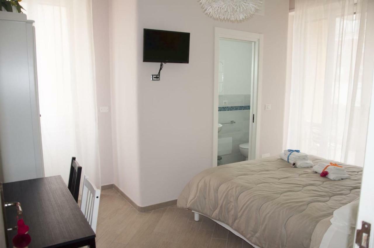 גאטה Velia B&B מראה חיצוני תמונה