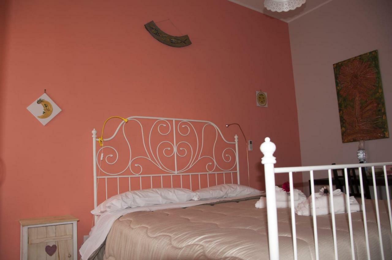 גאטה Velia B&B מראה חיצוני תמונה