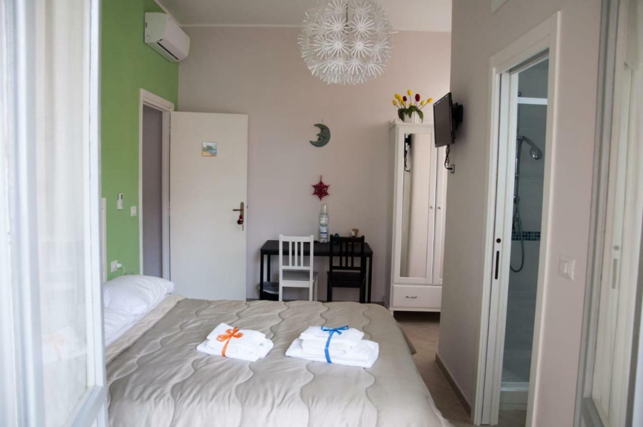 גאטה Velia B&B מראה חיצוני תמונה